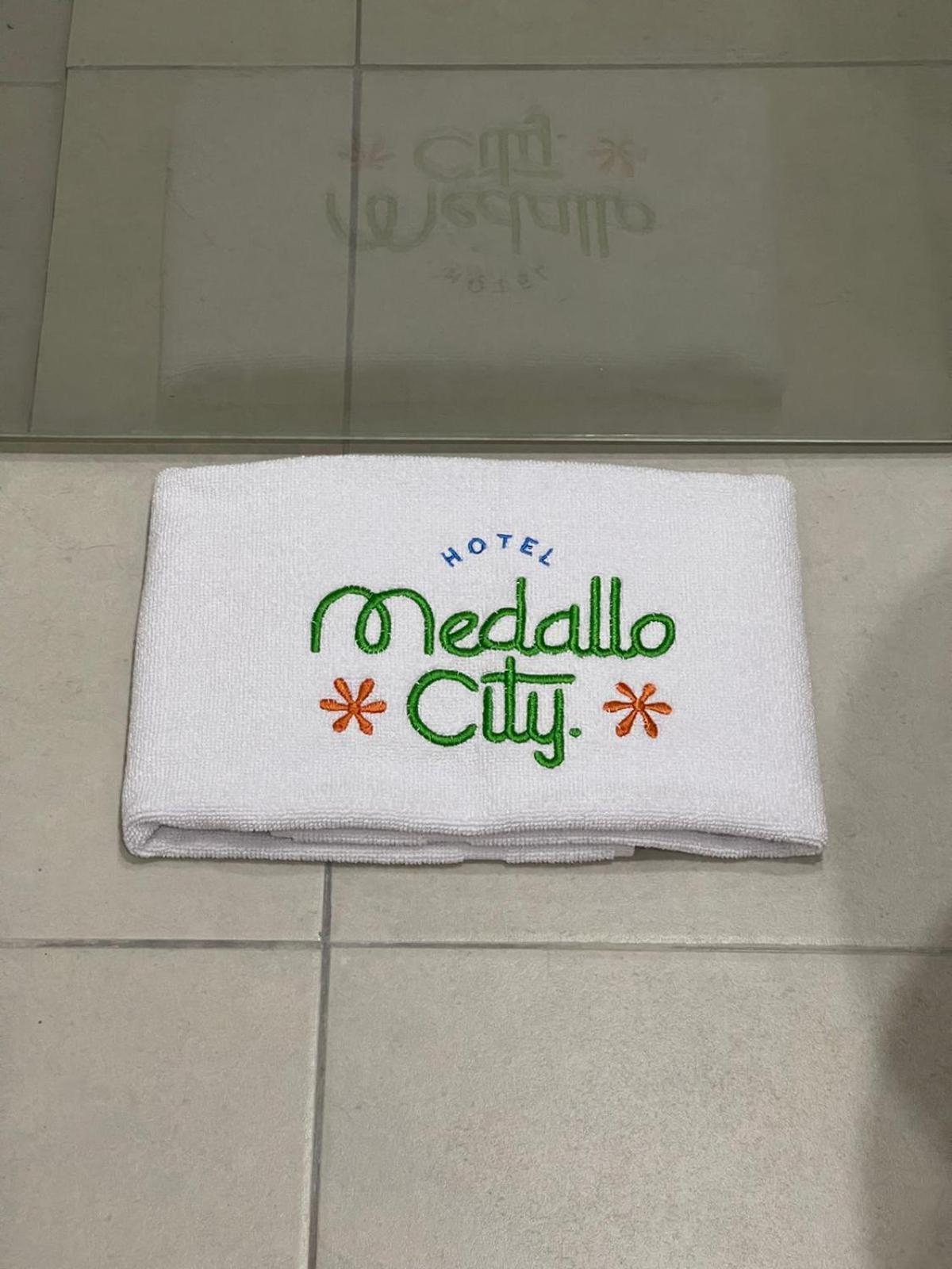 Hotel Medallo City Μεντεγίν Εξωτερικό φωτογραφία